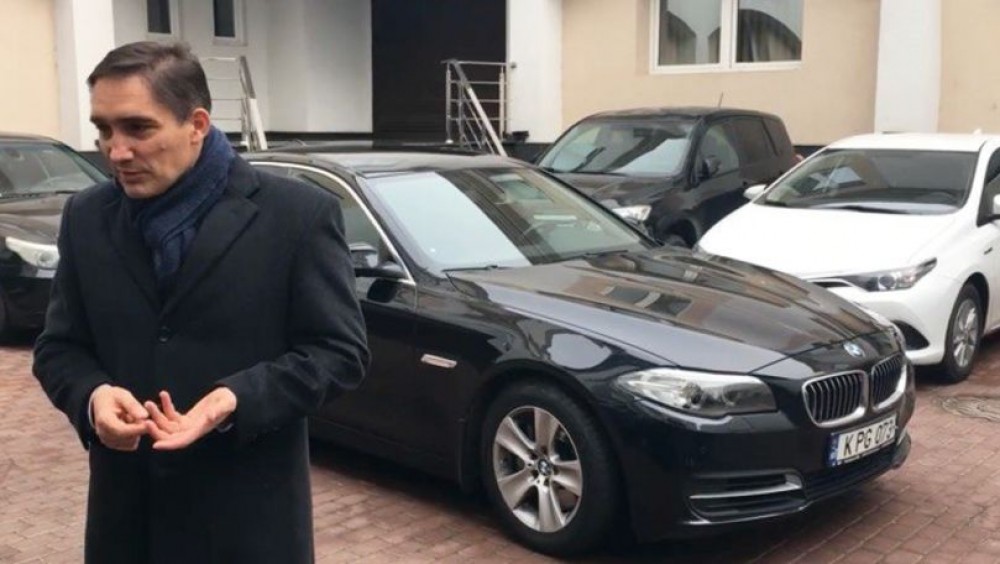 Vremuri bune pentru Alexandr Stoianoglo. Procurorul general suspendat și-a cumpărat un automobil nou